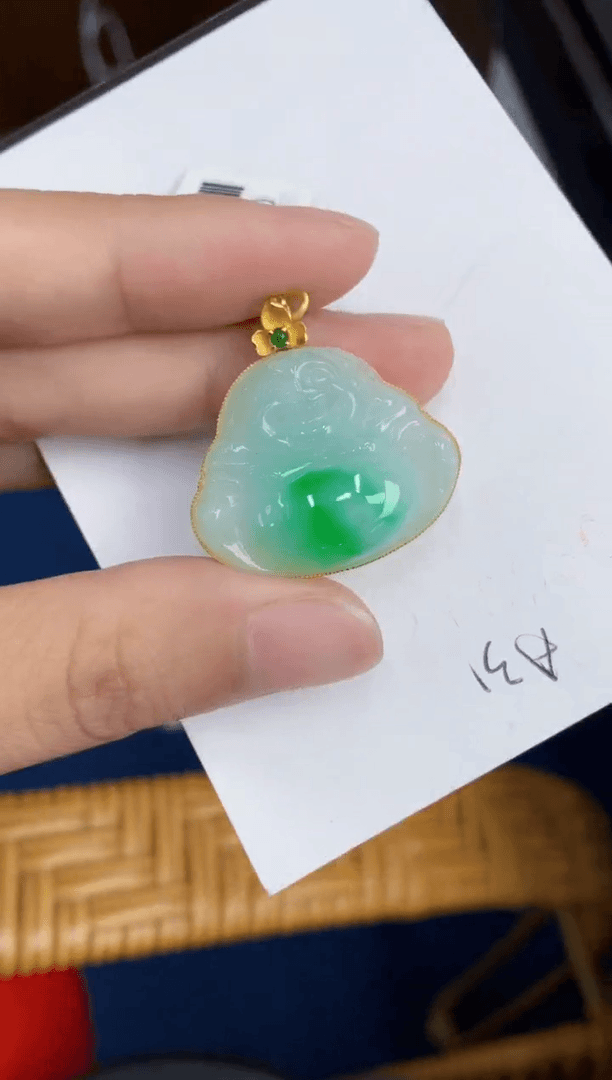 【闪购商品】翡翠颈饰18K金镶嵌000000000
