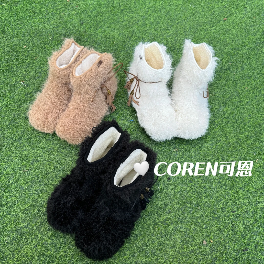 首尔圣水洞新款韩国毛毛靴圆头平底加绒保暖套筒短款雪地靴女时尚