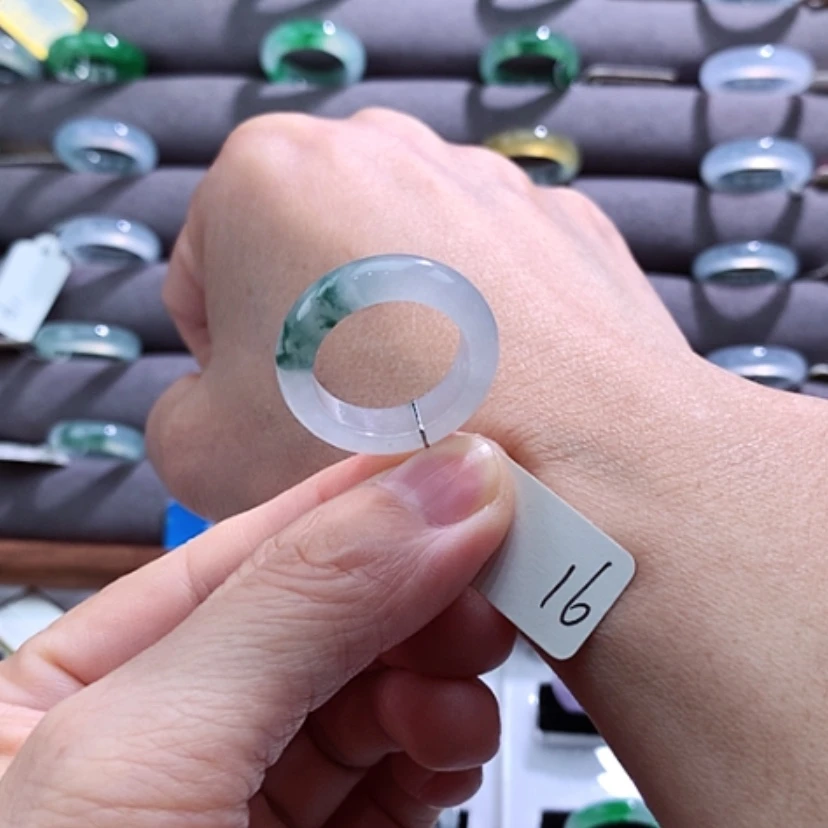 【闪购商品】翡翠戒指未镶嵌天