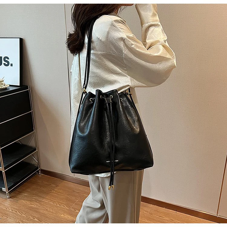 D69迪诺包包直播新款斜挎包下单备注编码