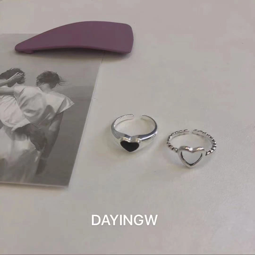 黑色爱心戒指女生ins潮小众设计个性复古食指戒