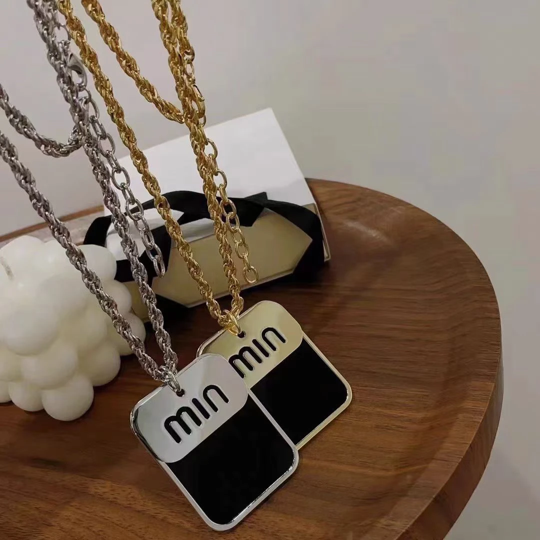 钛钢项链 【T501】不锈钢轻奢大气拼色黑方牌长毛衣链