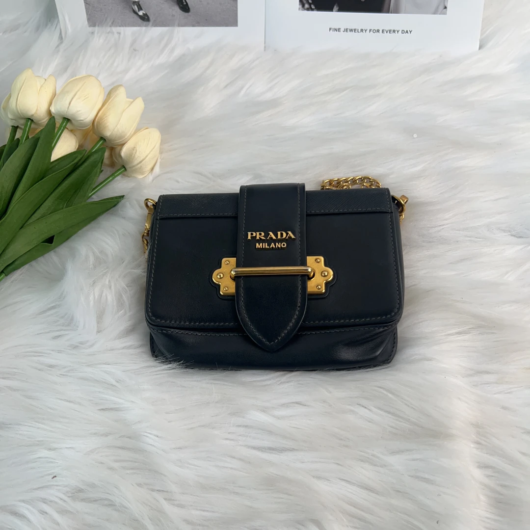 95新 Prada/普拉达 prada 百搭款黑色宫廷小单肩包b0924