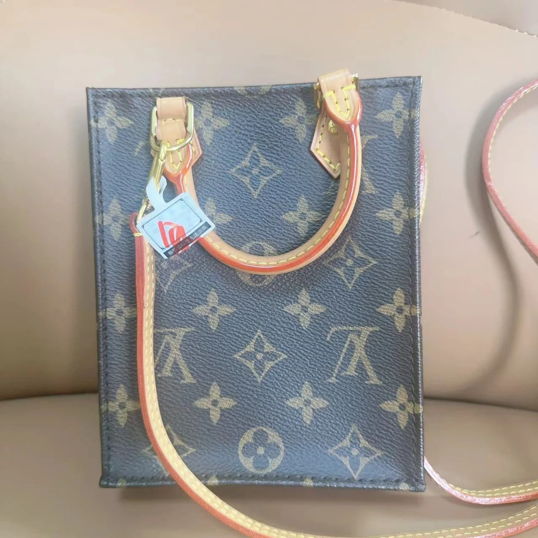 95新 LouisVuitton/路易威登 路易威登 百搭款老花小琴谱单肩包