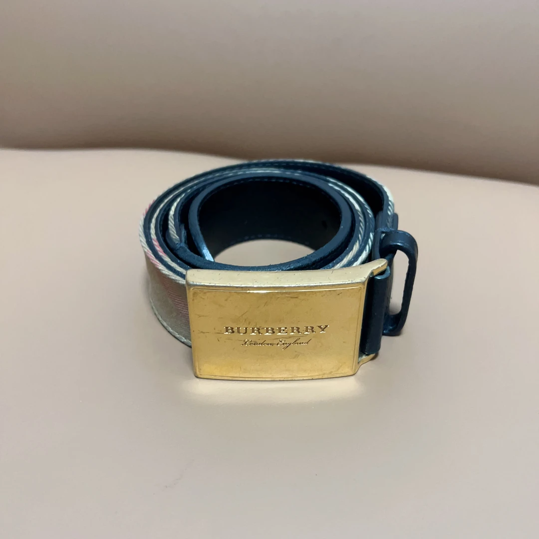 95新 BURBERRY/博柏利 博柏利格纹时尚百搭腰带