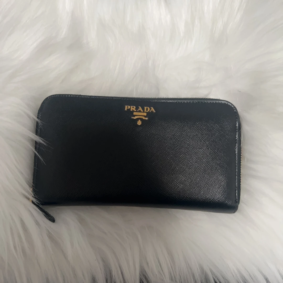 95新 Prada/普拉达 prada 百搭款黑色钱包