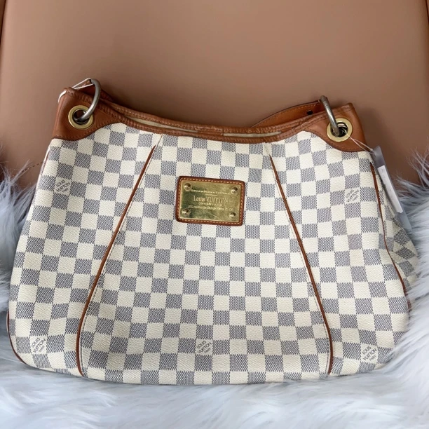 95新 LouisVuitton/路易威登 路易威登白棋盘南瓜时尚单肩包