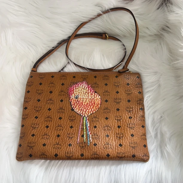95新 MCM mcm 百搭款干邑色单肩包
