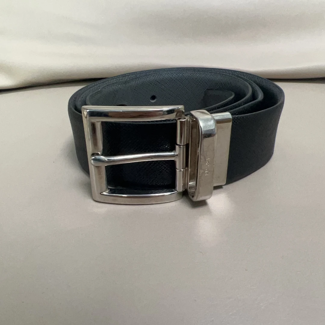 95新 Prada/普拉达 prada 百搭款黑色腰带
