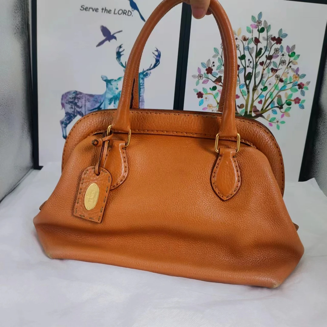 95新 FENDI/芬迪 芬迪 百搭款橙色单肩包A0196-