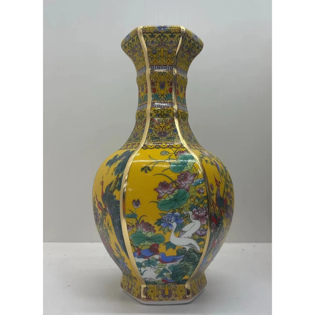 景德镇瓷器 现代纯手工工艺品陶瓷摆件 小号帝王黄花鸟描金六方尊