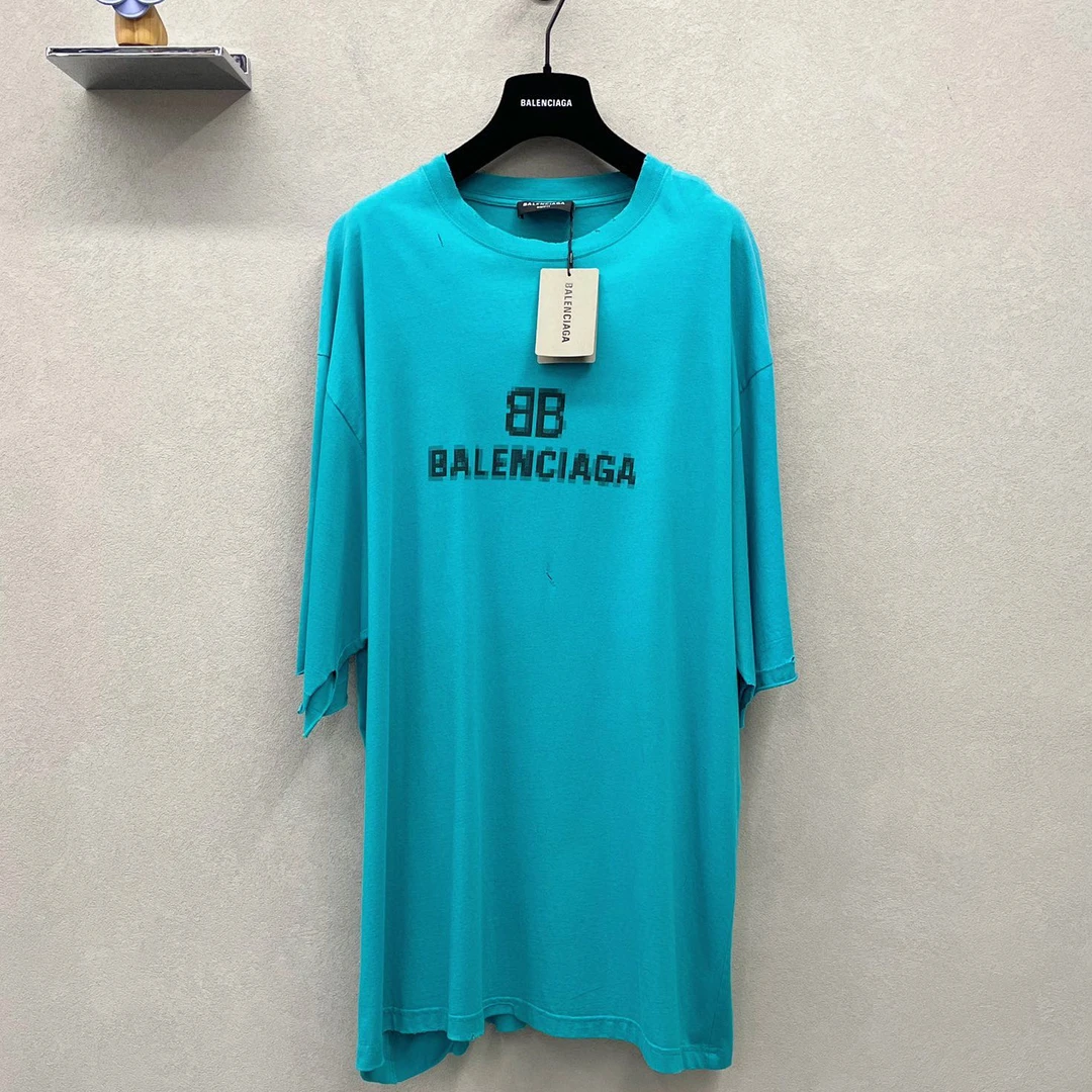 Balenciaga/巴黎世家破洞做旧马赛克短袖 面料柔软舒适 上身显白
