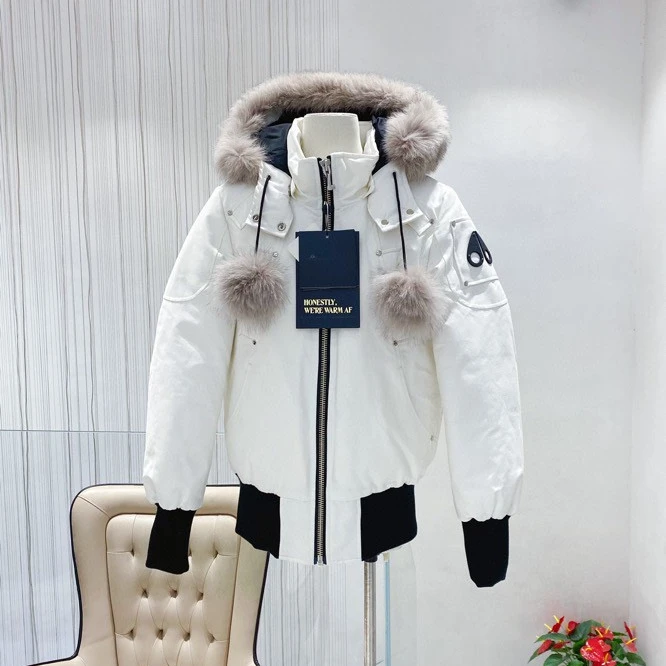 MOOSE KNUCKLES/慕斯纳可兹剪刀手羽绒服 白色时尚/准新/LK001221
