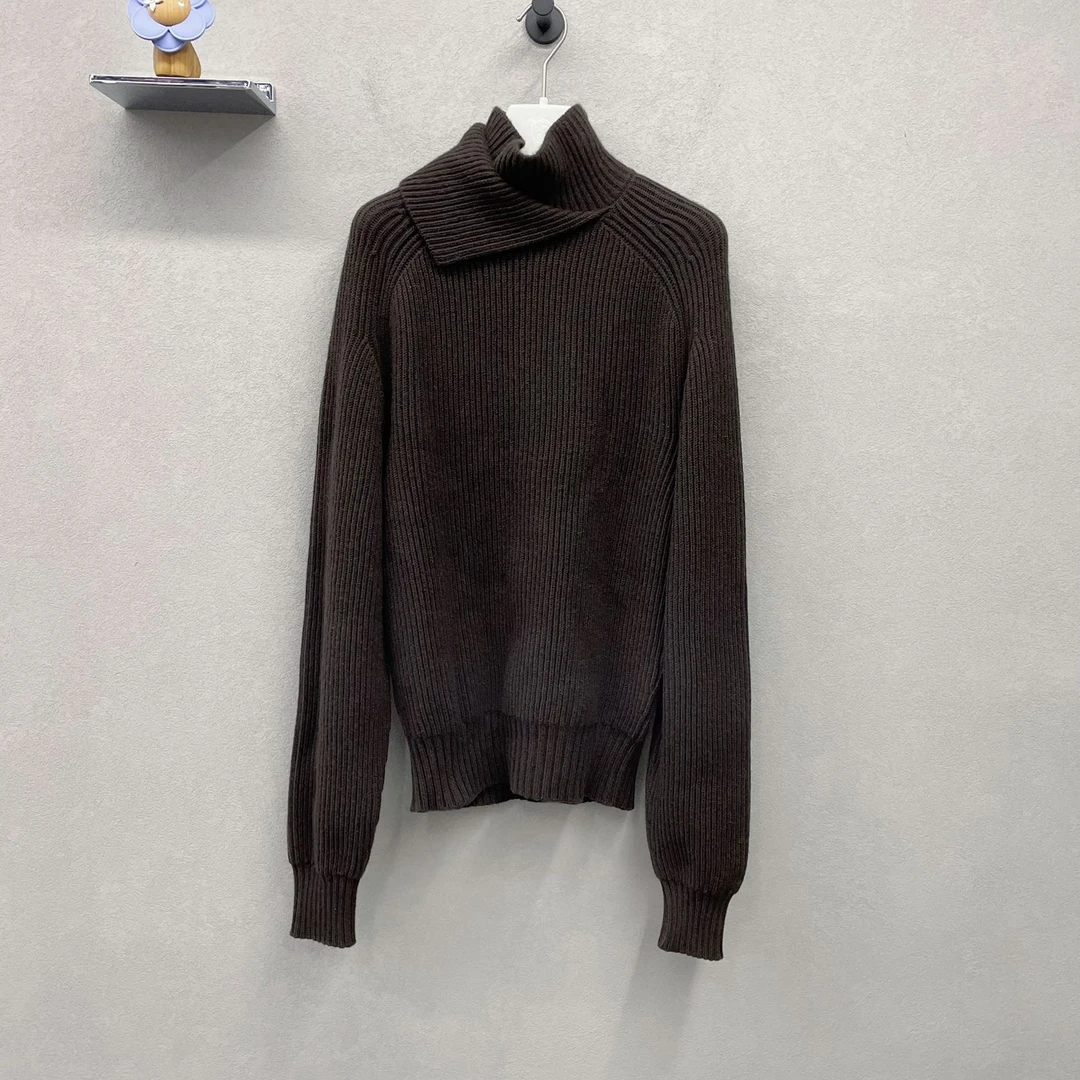 Hermes/爱马仕棕色针织毛衣  潮流百搭 时尚单品 /95新/AH008190