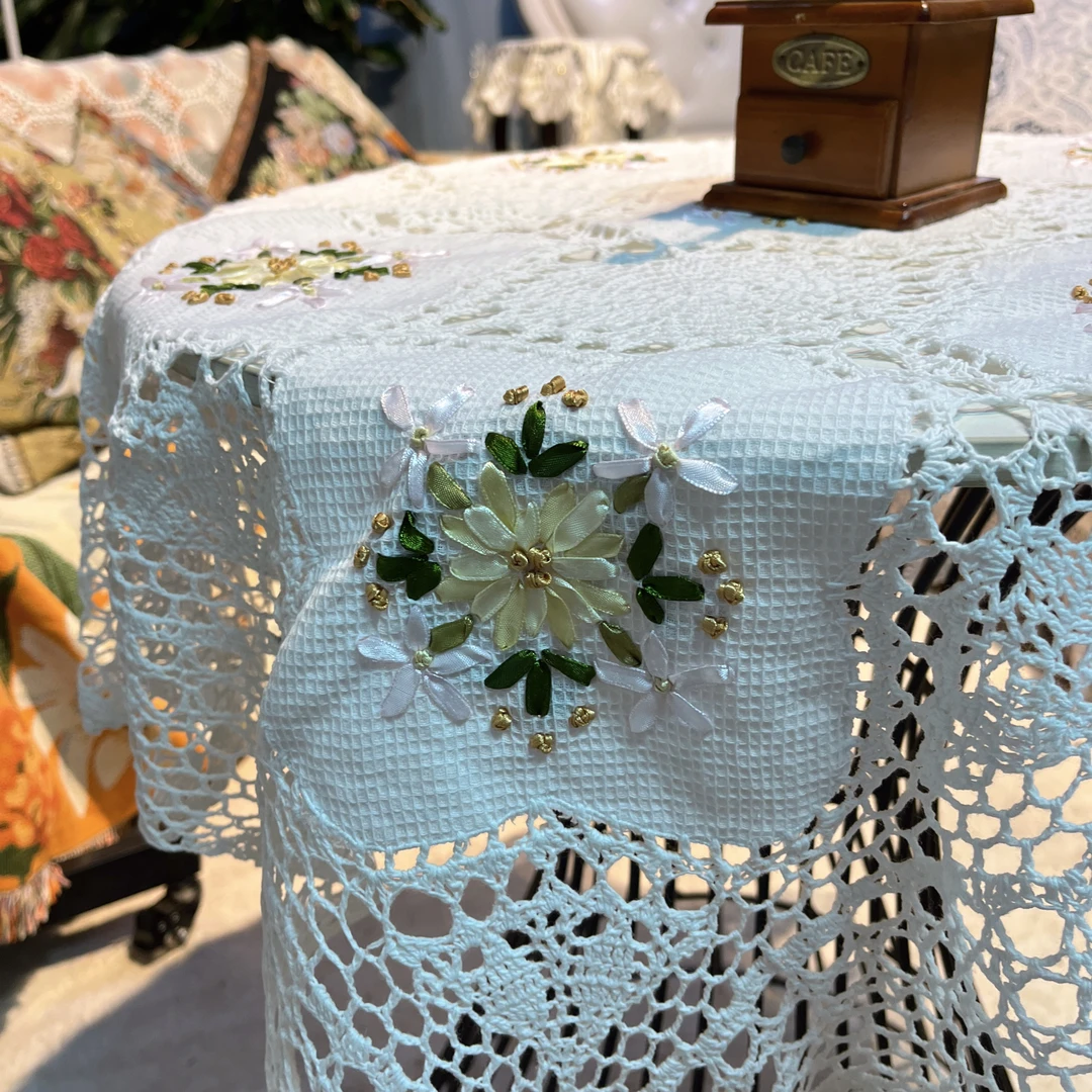 MX011-12-1棉质（100cm方）黄花苞粉花瓣绣花桌布