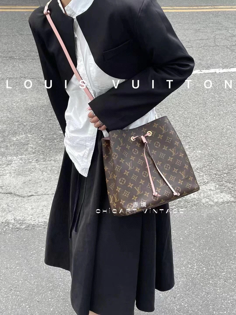95新 LouisVuitton/路易威登 8465 老花粉水桶单肩包