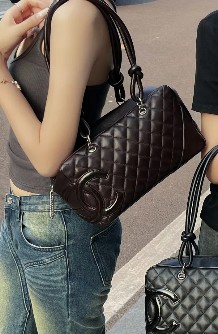 95新 Chanel/香奈儿 5998 巧克力棕色康鹏枕头单肩腋下包时尚休闲