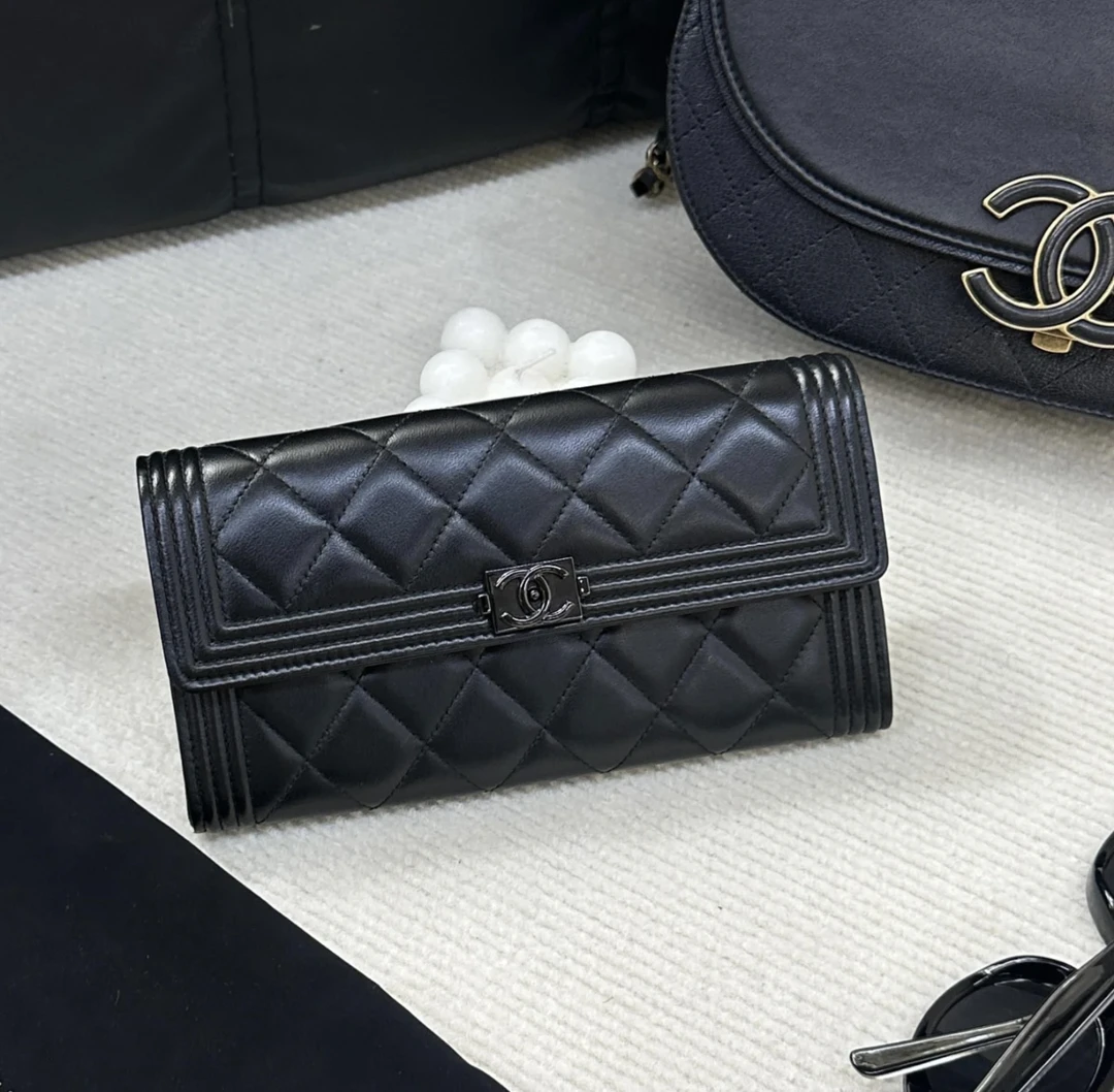 95新 Chanel/香奈儿 2441 黑银羊皮leboy翻盖钱包斜挎包17-18