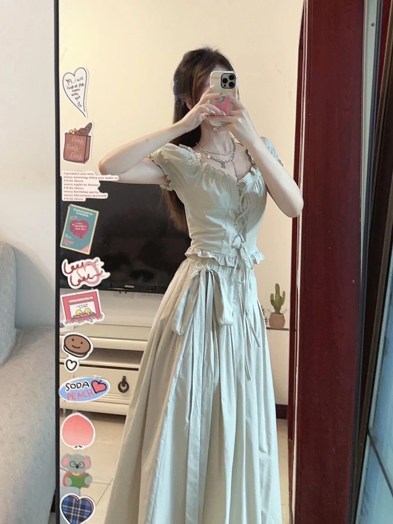 连衣裙夏季新款时尚女装方领连衣裙气质复古初恋法式小众纯欲