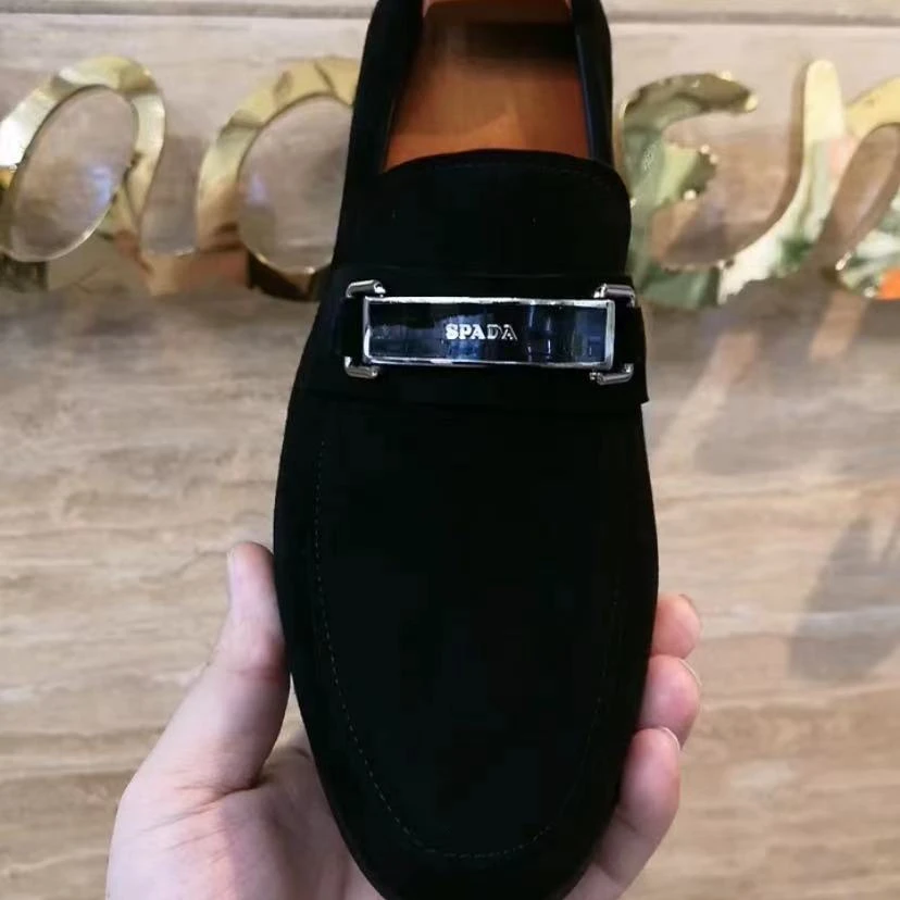 新款高品质全皮面休闲百搭男鞋