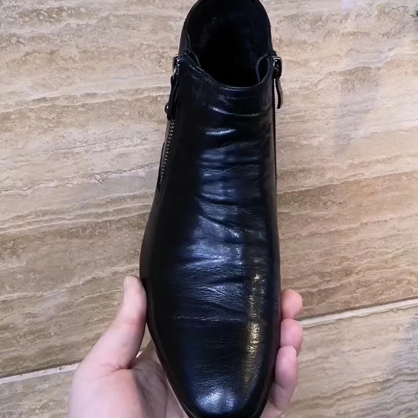 新款高品质全皮面休闲百搭男鞋