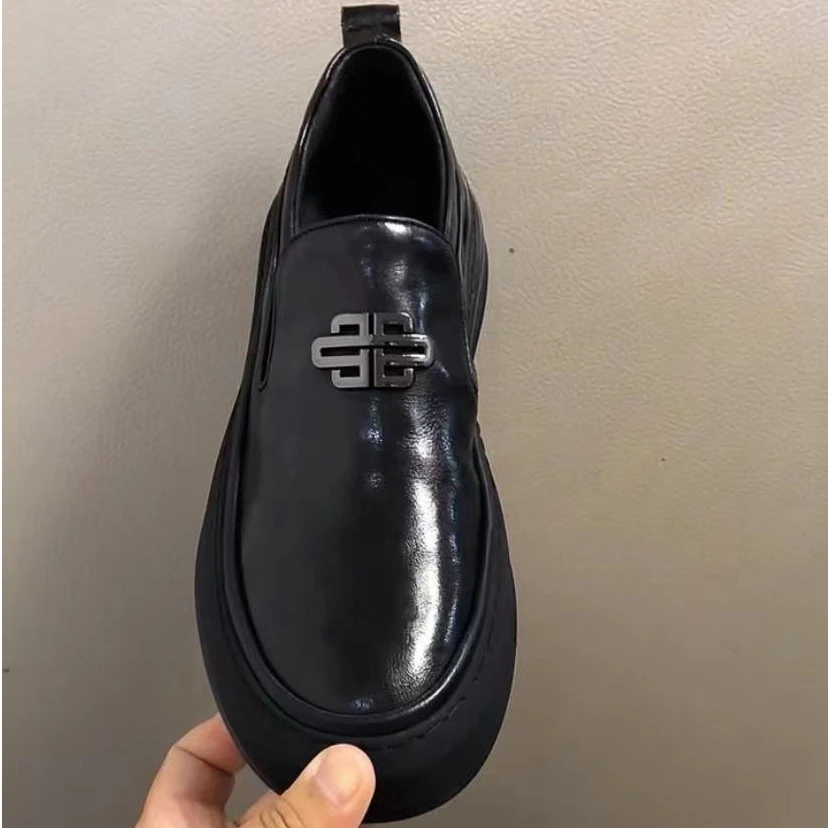 新款高品质全皮面休闲百搭男鞋