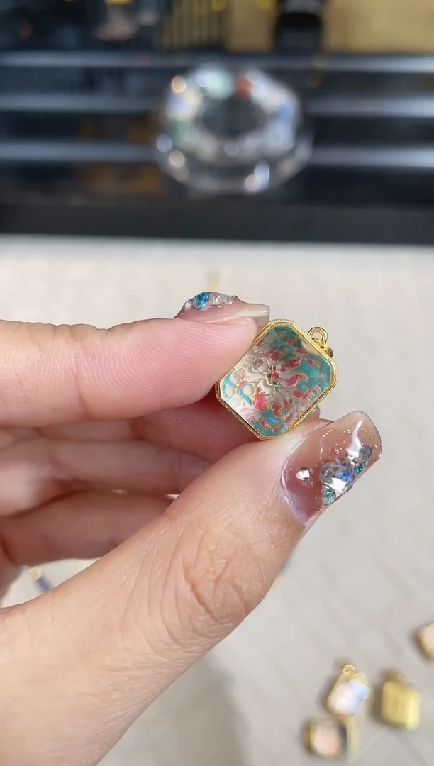 【闪购商品】水晶颈饰未镶嵌【柒柒优选】珐琅彩小狐仙