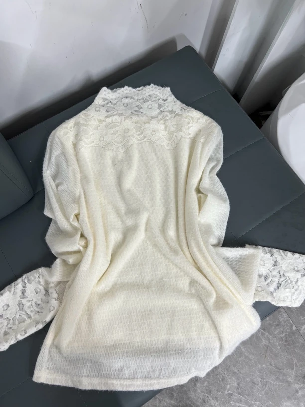 65常规拼接打底衫蕾丝内搭女士冬季长袖镂空时尚