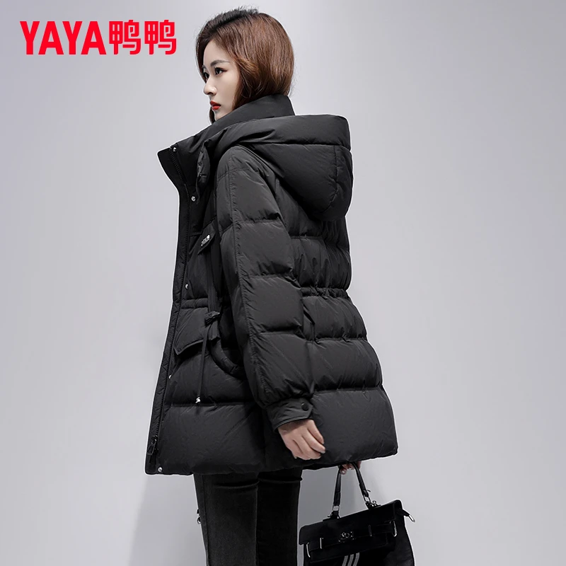 YAYA/鸭鸭小个子中长款羽绒服女2024新款时尚款收腰连帽加厚外套