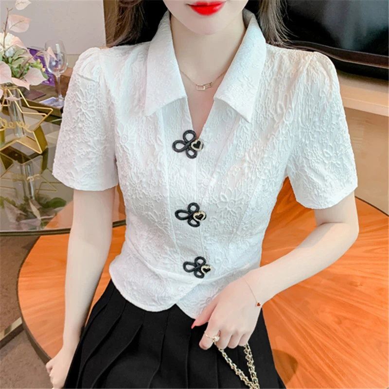 短袖盘扣衬衫女设计感小众2023新款独特别致小衫减龄收腰短款上衣