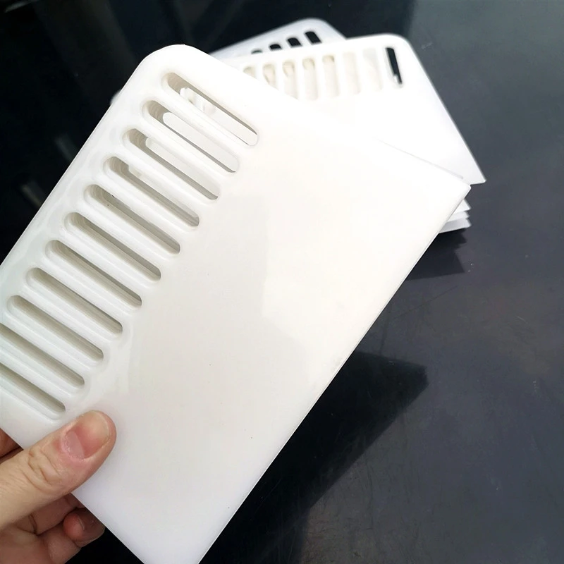 加厚白色塑料刮板19.8cm腻子批板