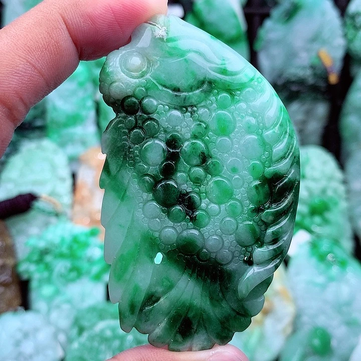 【闪购商品】翡翠吊坠(不含链)未镶嵌