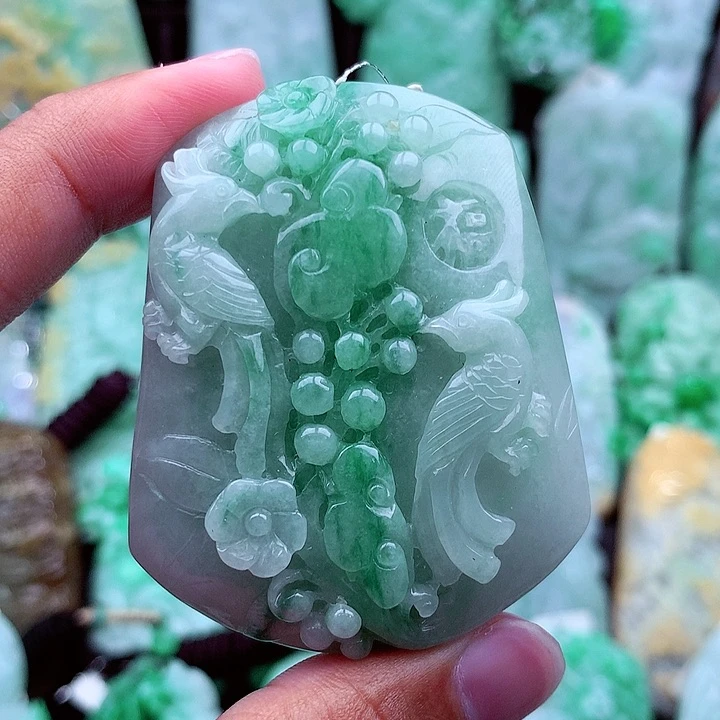 翡翠吊坠(不含链)未镶嵌