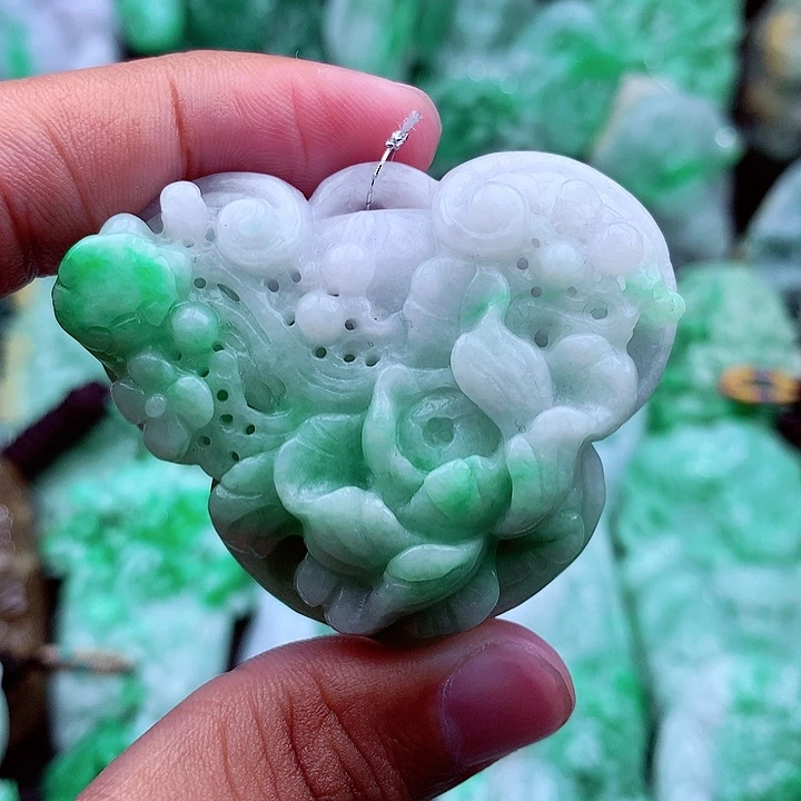 翡翠吊坠(不含链)未镶嵌