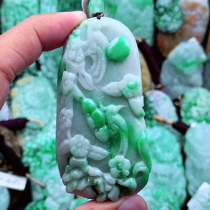 翡翠吊坠(不含链)未镶嵌