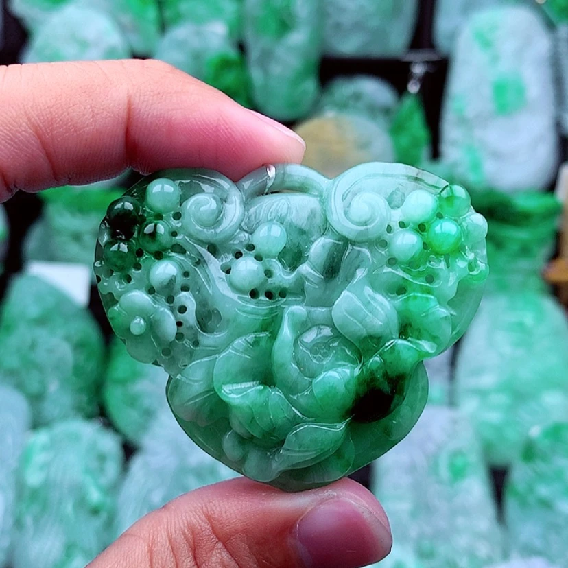 【闪购商品】翡翠颈饰未镶嵌
