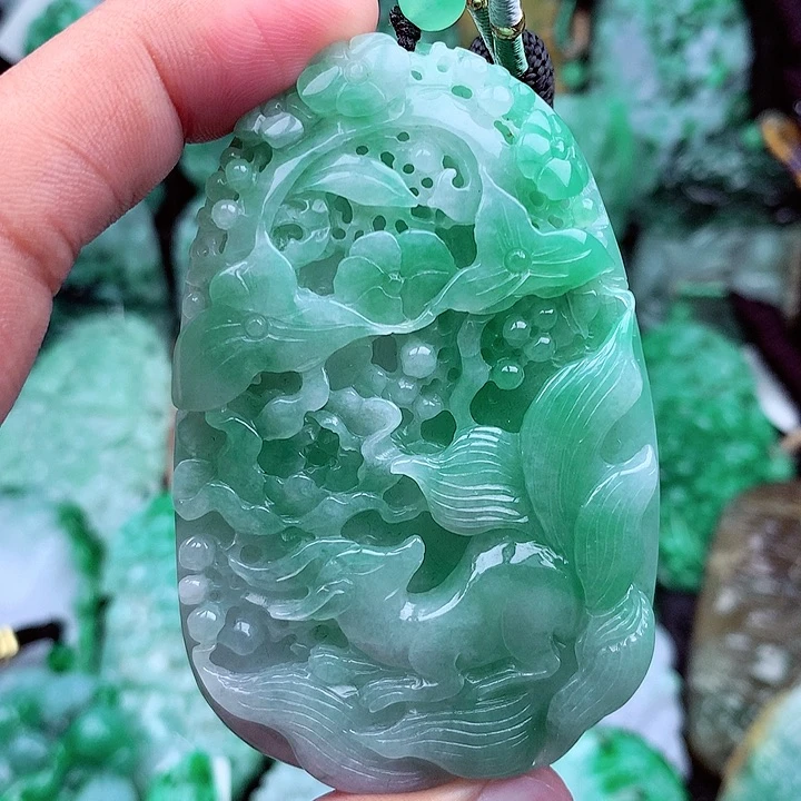 【闪购商品】翡翠吊坠(不含链)未镶嵌