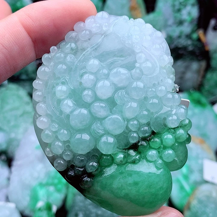 【闪购商品】翡翠吊坠(不含链)未镶嵌