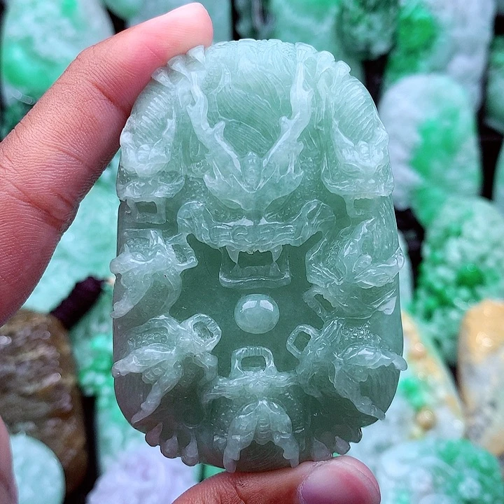 翡翠吊坠(不含链)未镶嵌