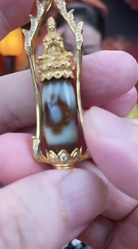 【闪购商品】玛瑙/玉髓吊坠银S925镶嵌玛瑙三眼的吊坠