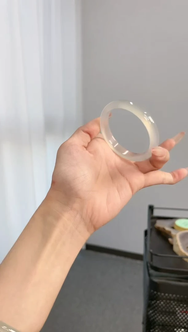 【闪购商品】玛瑙/玉髓手镯未镶嵌53-54圈高货