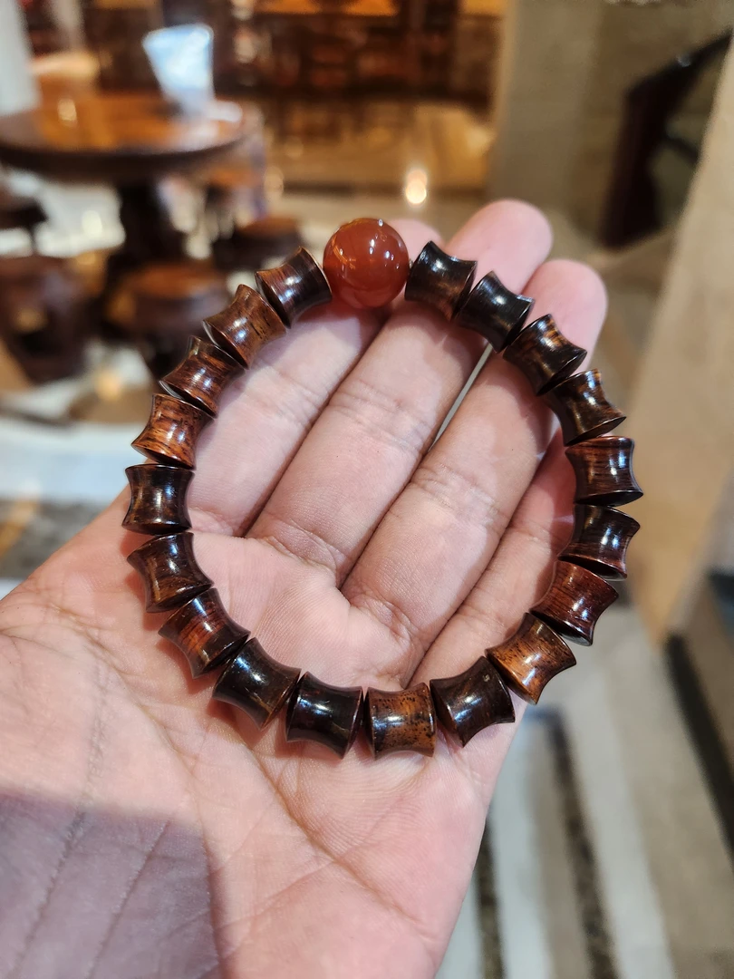 海南黄花梨1.0节节高升老料油梨配红玛瑙单圈手串