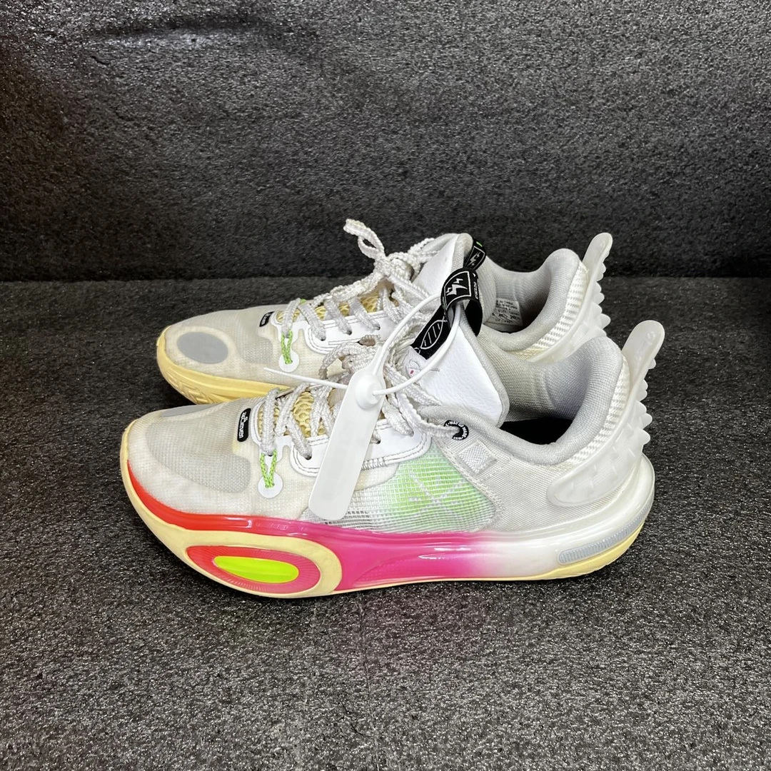 LI-NING/李宁特价40码/原盒95新/全城11绽放实战篮球鞋/ABAT005-4