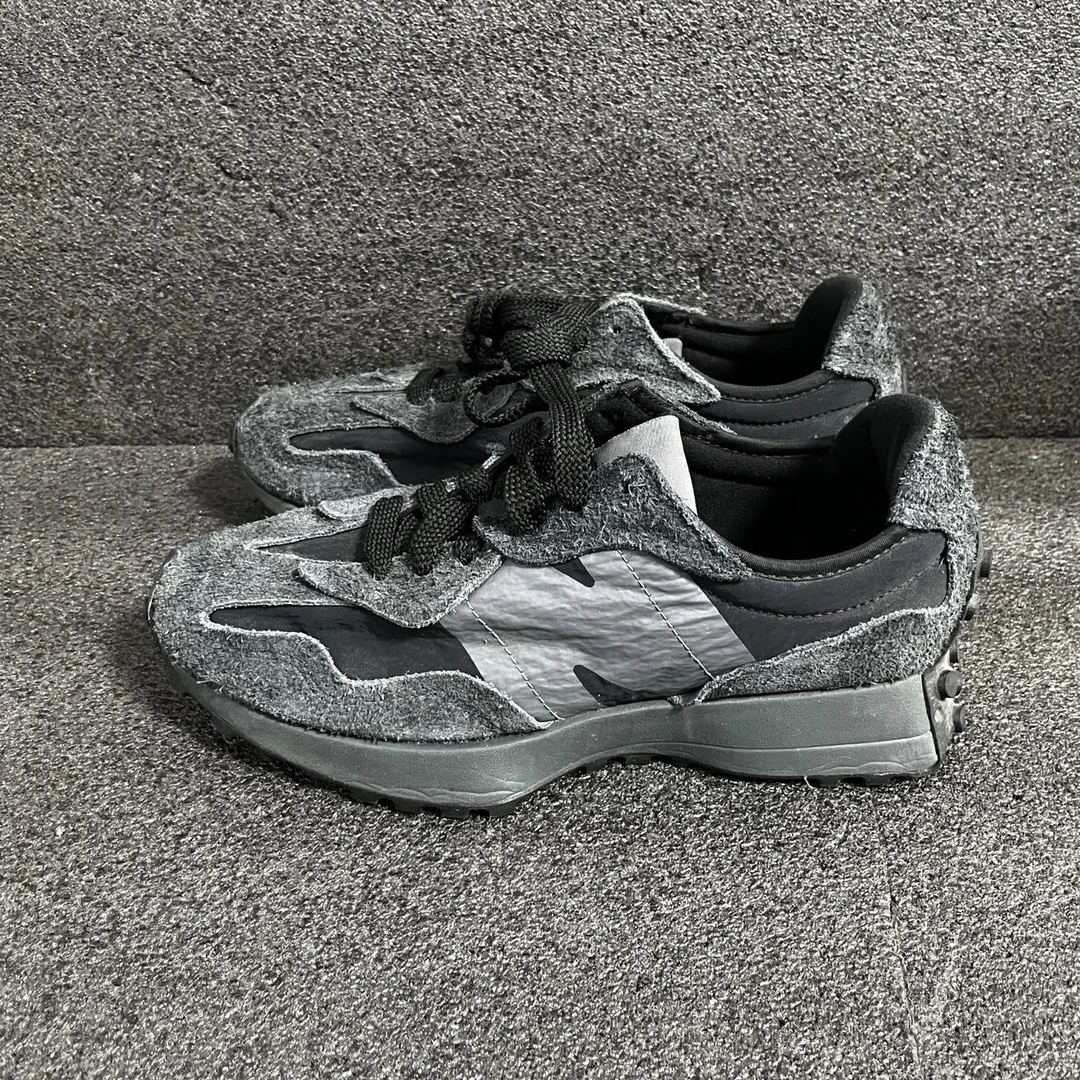 NEW BALANCE41.5码/原盒微穿着/599/NB 327低帮跑步鞋/U327WCD