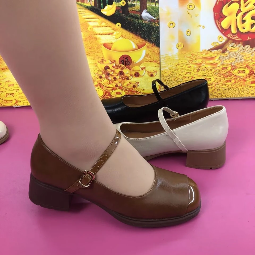 新款玛丽小香风女2025新款一字扣带粗跟浅口轻便舒适复古懒人皮鞋