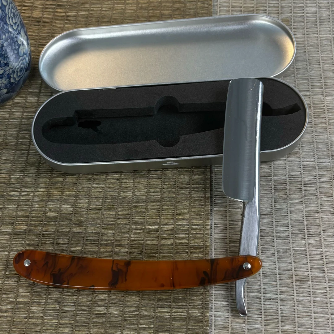 老式剃刀刮刀碳钢