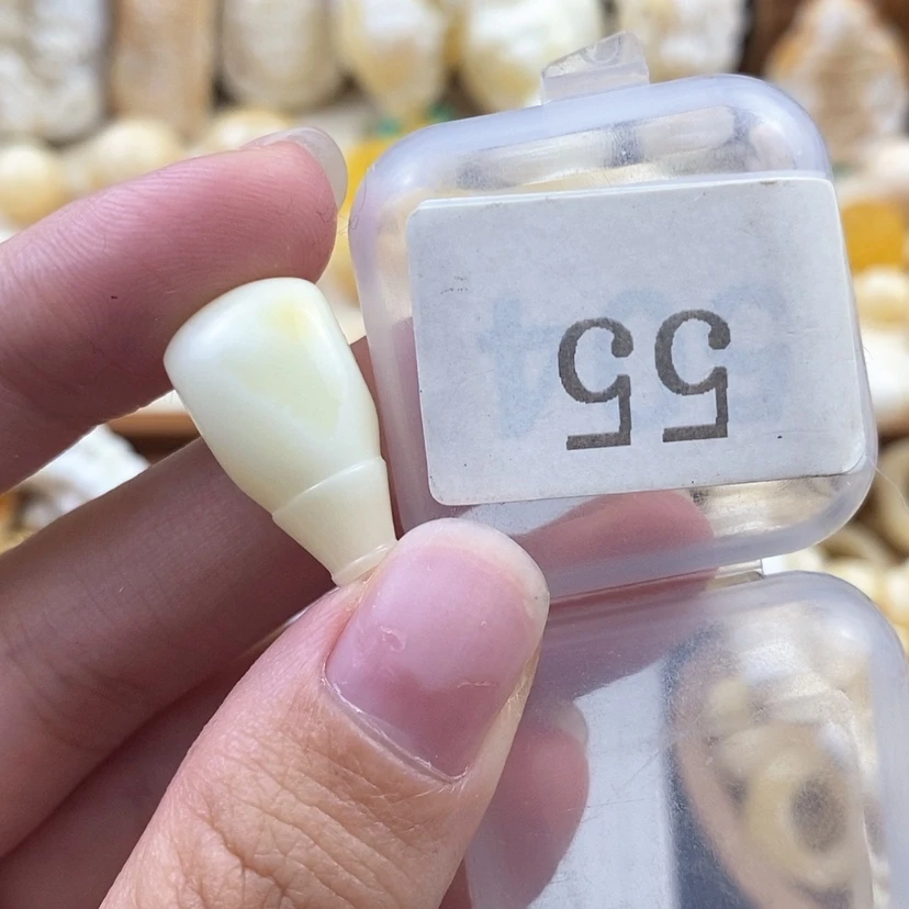 【闪购商品】琥珀裸石未镶嵌11