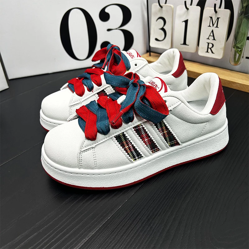 港风复古牛仔布设计感面包鞋女ins潮2025春季新款百搭休闲板鞋子