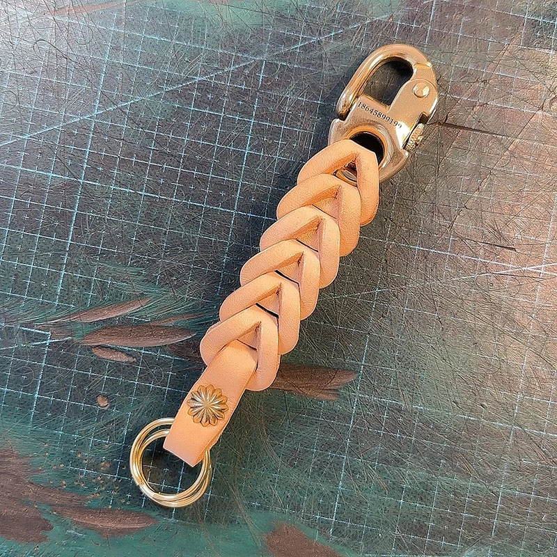 养牛手工牛皮编织钥匙链汽车钥匙扣 实心黄铜头层牛皮可雕刻号码