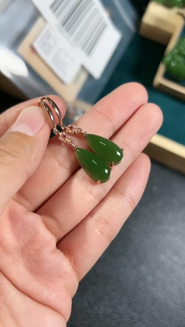 【闪购商品】和田玉（碧玉）耳饰银S925镶嵌碧玉